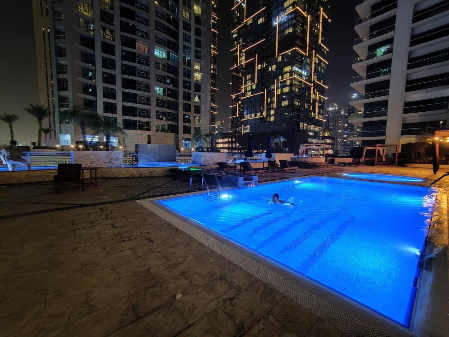The Penthouse On 71St Floor Apartment ดูไบ ภายนอก รูปภาพ